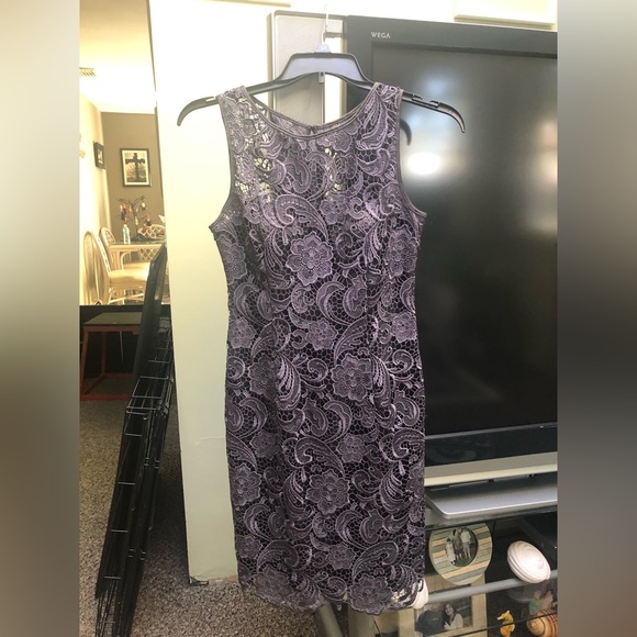 Adrianna Papell Dresses & Skirts - Adrianna Papell Womans Dress Sz 4